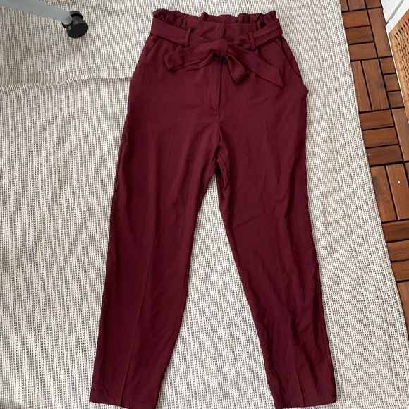 H&M Paper-Bag Belted Trousers - Picture 2 of 4